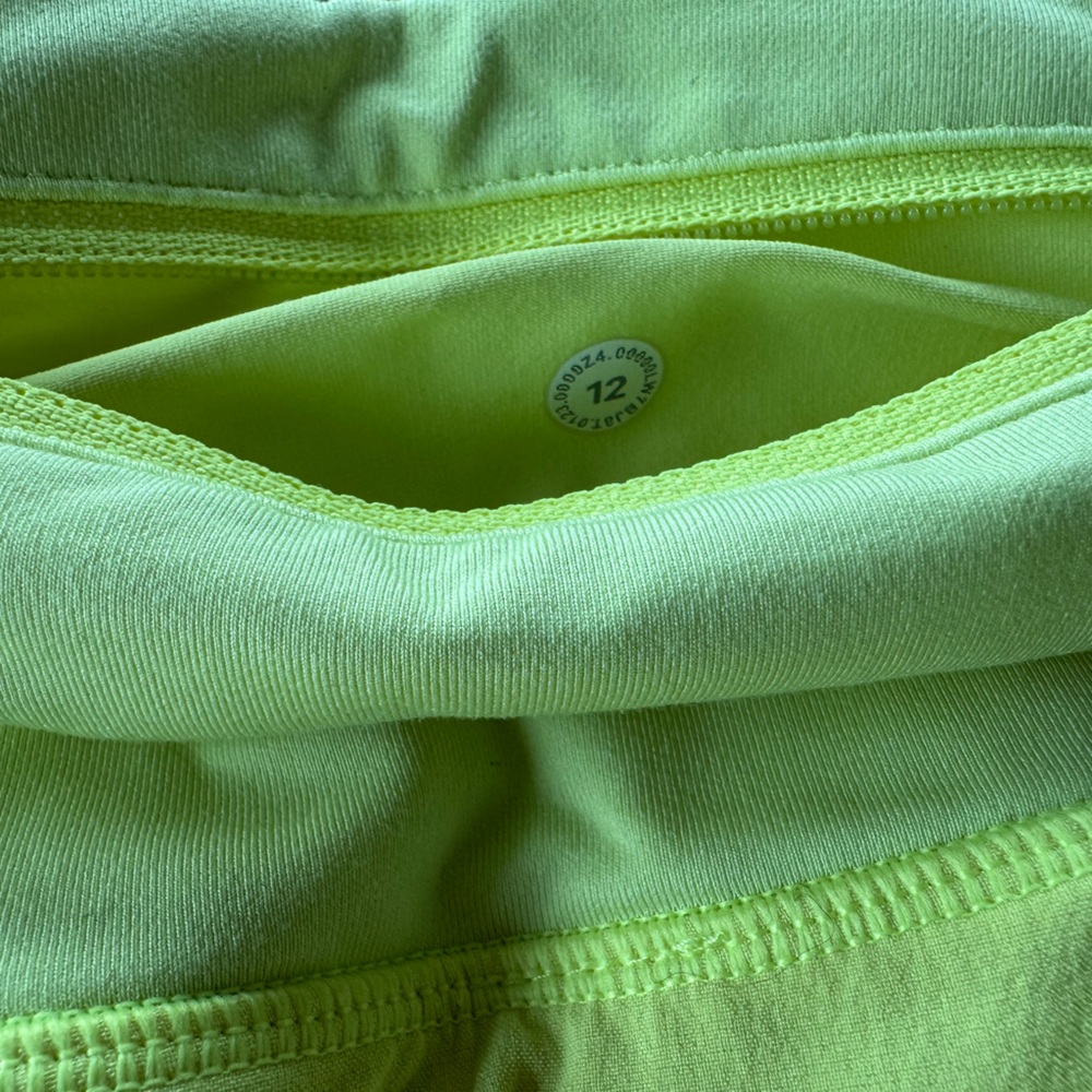 Lululemon Speed Up Short - Picture 4 of 5